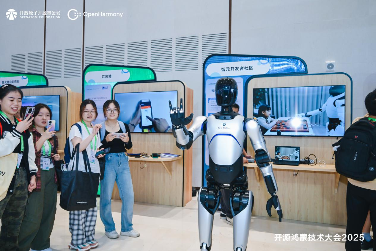 9.29 谈球吧体育开源鸿蒙推文图片2.png